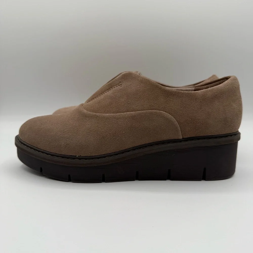 Clarks Airabell Sky Suede Slip On Loafers Pebble Taupe 9W Wide